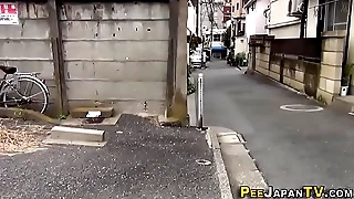 Asian relieves myself